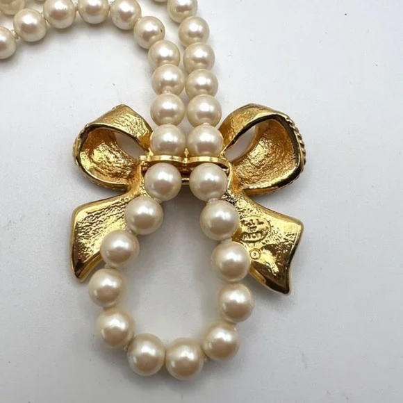 Vintage KENNETH J LANE for AVON Bow Necklace Enhancer - Picture 5 of 5